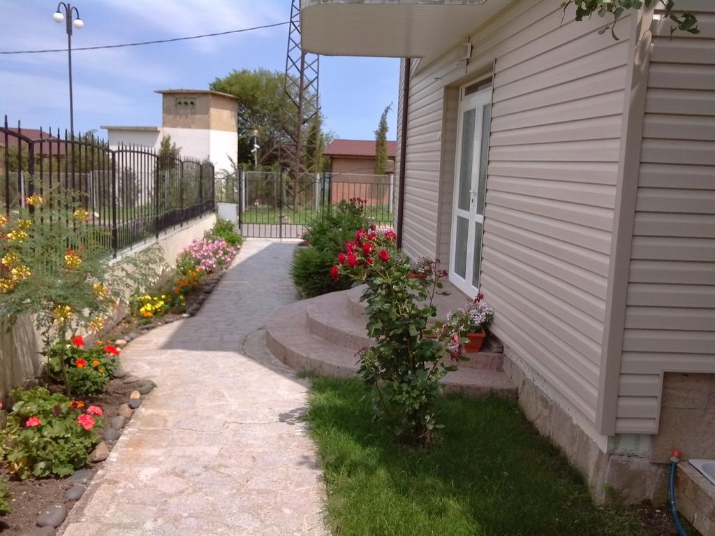 Morska Zvezda Guest House Czernomorec Zewnętrze zdjęcie