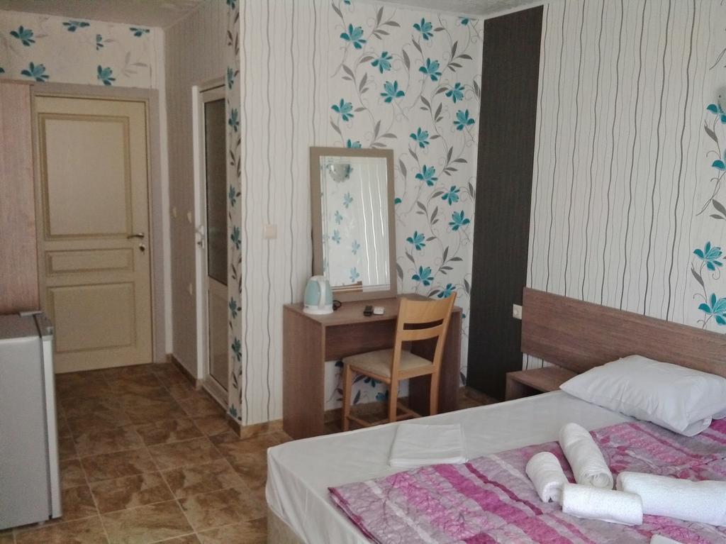 Morska Zvezda Guest House Czernomorec Zewnętrze zdjęcie